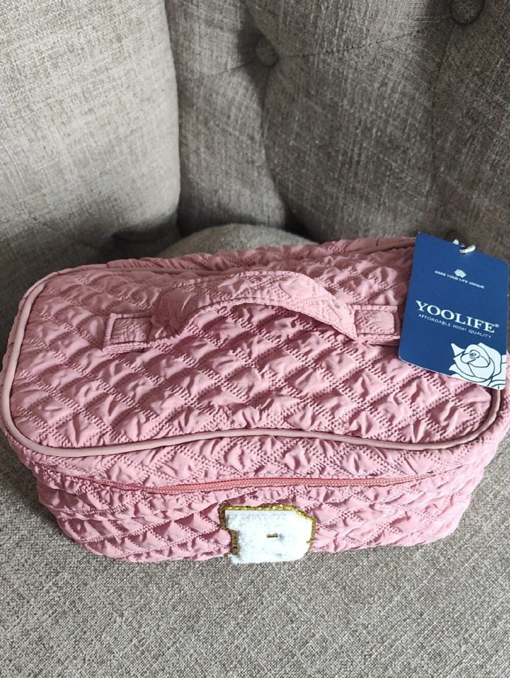 Yoolife Pink Quilted Zippered Travel Case with Handle And  'B' Glittered Patch